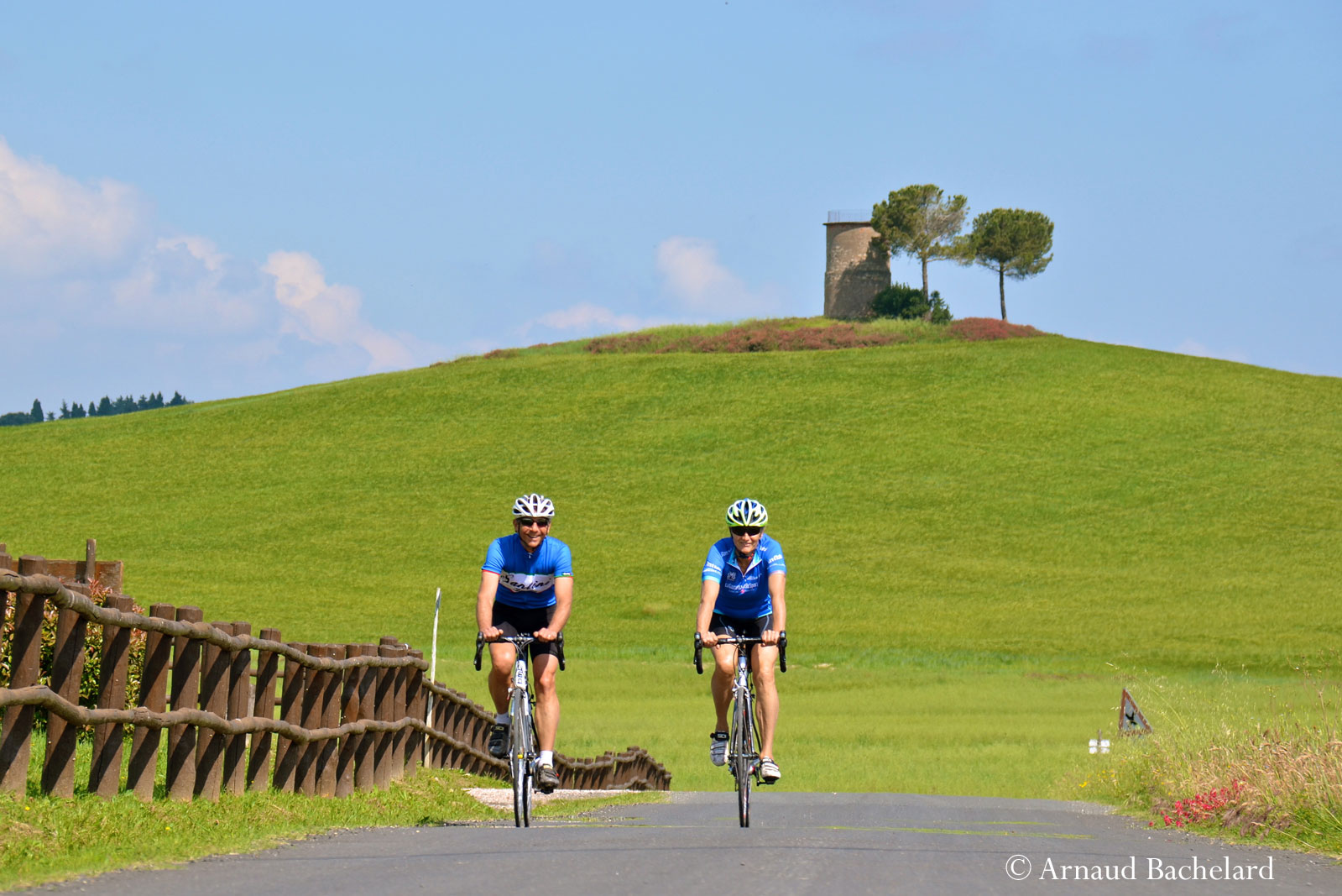 BIKE-FRIENDLY::bike tour nella natura biker